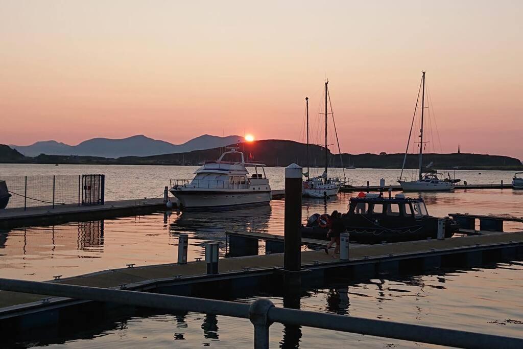 Newly Refurbished Town Centre Apartment Oban Buitenkant foto